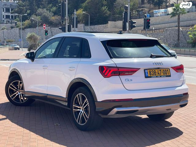 אאודי Q3