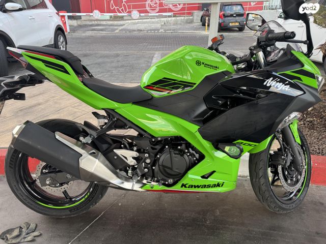 קאוואסאקי נינג'ה 400