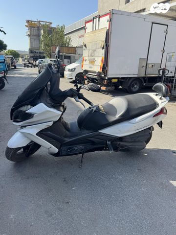 מודעת רכב קימקו דאון-טאון 350