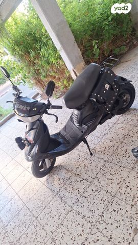 סיילנס - קטנועים חשמליים S02