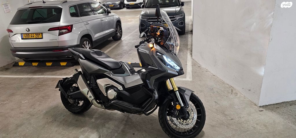 הונדה X-ADV750