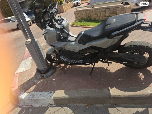 הונדה X-ADV750