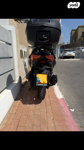 ימאהה X-MAX 300