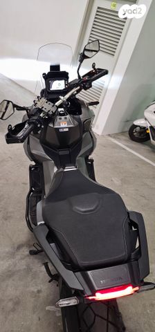 הונדה X-ADV750