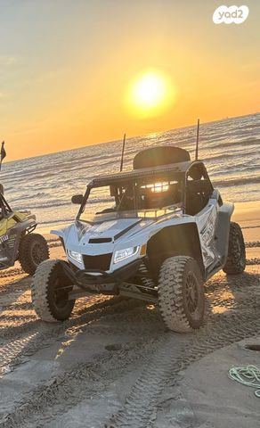 מודעת רכב Textron