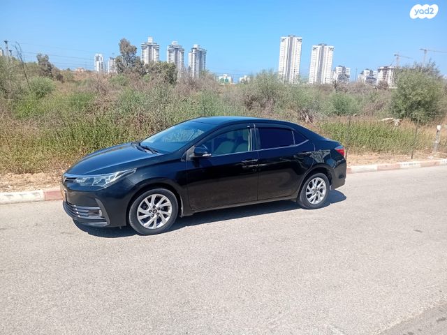 טויוטה קורולה