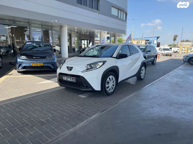 מודעת רכב טויוטה אייגו X