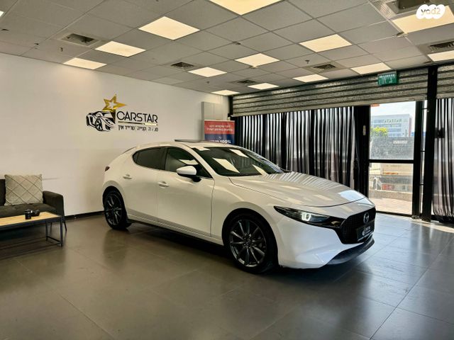 מודעת רכב מאזדה 3