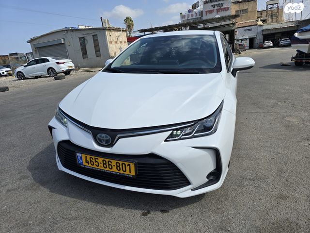 טויוטה קורולה