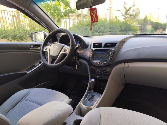 יונדאי אקסנט i25