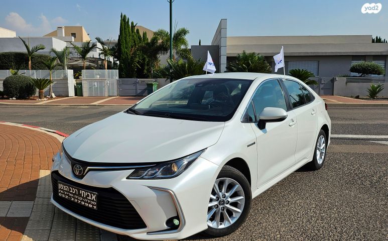 מודעת רכב טויוטה קורולה