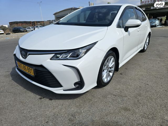 טויוטה קורולה
