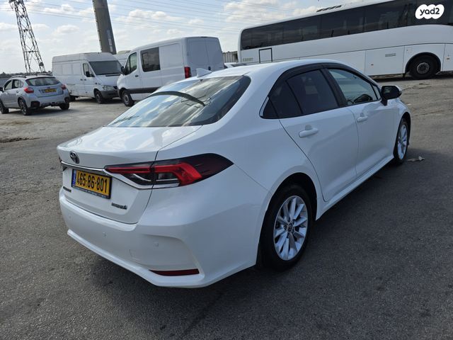 טויוטה קורולה