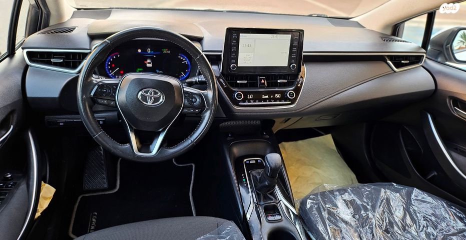 טויוטה קורולה