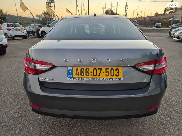 מודעת רכב סקודה סופרב