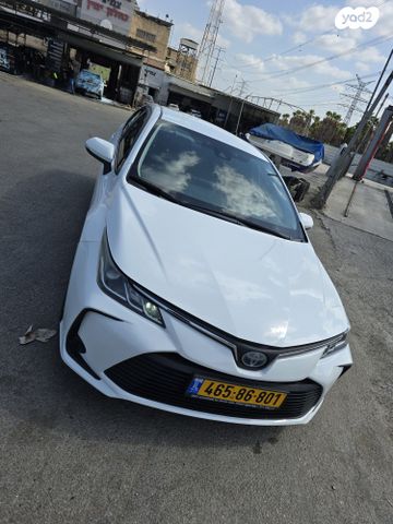 טויוטה קורולה