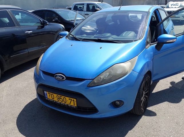 מודעת רכב פורד פיאסטה