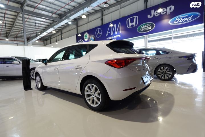 מודעת רכב סיאט לאון 2