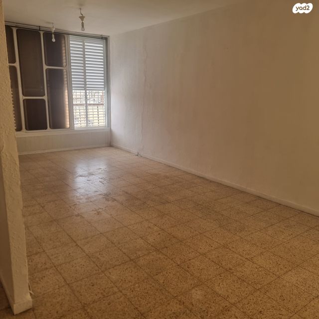 דירה, הפורצים 17, תל גיבורים, חולון