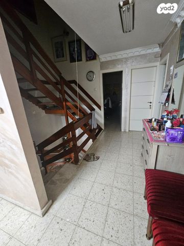 בית פרטי/ קוטג', הגפן 11, יפה נוף וגני דן, רמלה