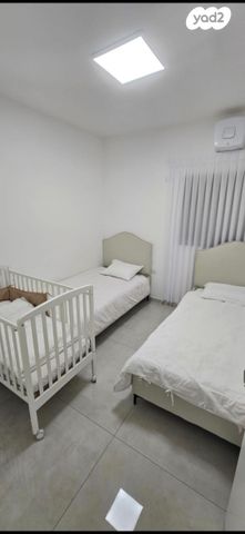 דירת גן, ארבע אמהות 7, גדרה מזרח, גדרה