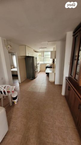 מ. אנילביץ' 438