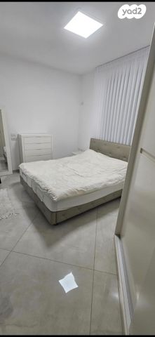 דירת גן, ארבע אמהות 7, גדרה מזרח, גדרה