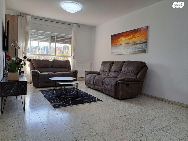 דירה, דרגות 2, נווה מנחם, גבעת זאב