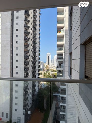 דירה, בורוכוב 3, צפון מערב מרכז העיר, נתניה