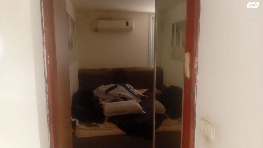 גיורא יוספטל 6