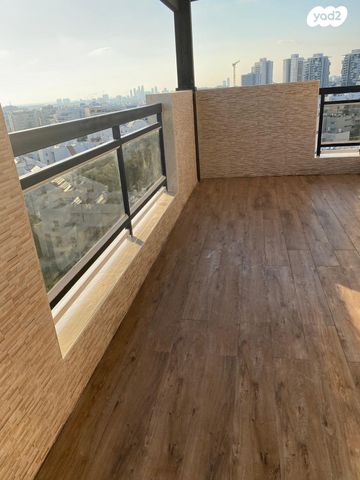 גג/ פנטהאוז, שדה נחום 12, קרית גנים, ראשון לציון