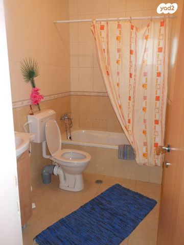 דירה, הרקפת 2, רמת מנחם בגין, צפת