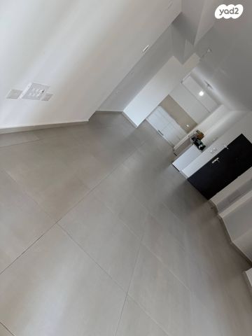 דירה, בורוכוב 3, צפון מערב מרכז העיר, נתניה