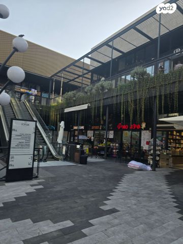 חנויות/ שטח מסחרי, חסידה 21, הציפורים, מודיעין מכבים רעות