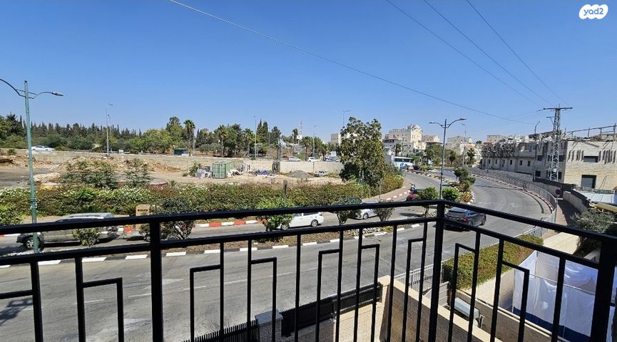 דירה, המכבים, המכבים, גבעת זאב