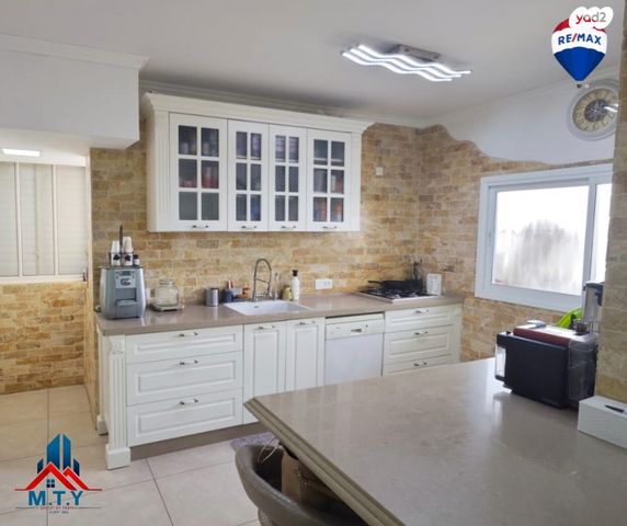 גג/ פנטהאוז, חיים ברלב 6, נווה דוד, רמלה