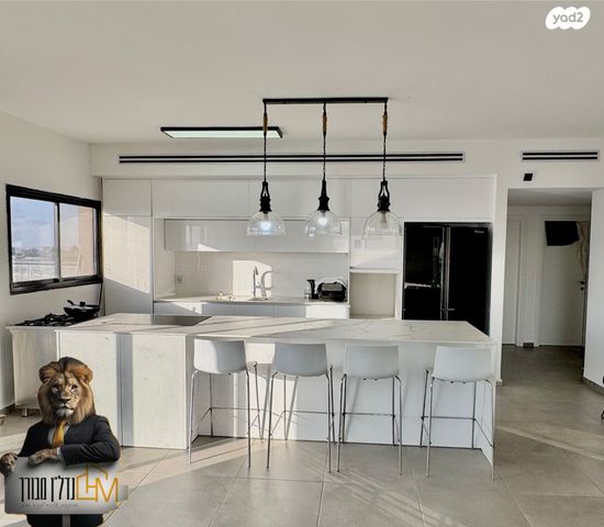 גג/ פנטהאוז, אריק איינשטיין 105, נווה שרון / שער העיר, נתיבות