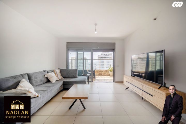 דירה, משה שמיר 1, נווה גן, פתח תקווה