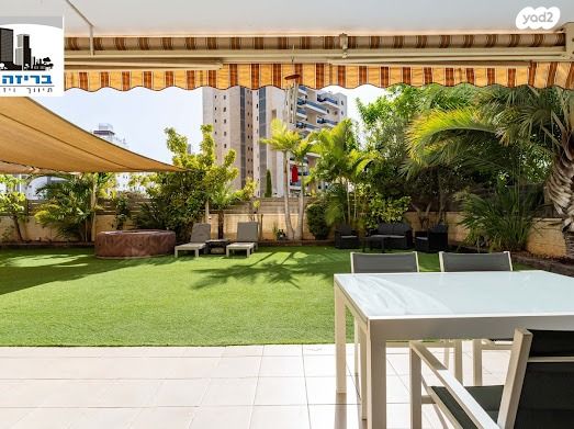 דירת גן, דבורה ברטונוב 5, קרית אילון, חולון