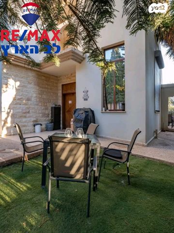 בית פרטי/ קוטג', האורן, ברקן, ברקן