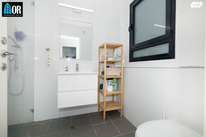 גג/ פנטהאוז, אודם, צמרות המושבה, באר יעקב