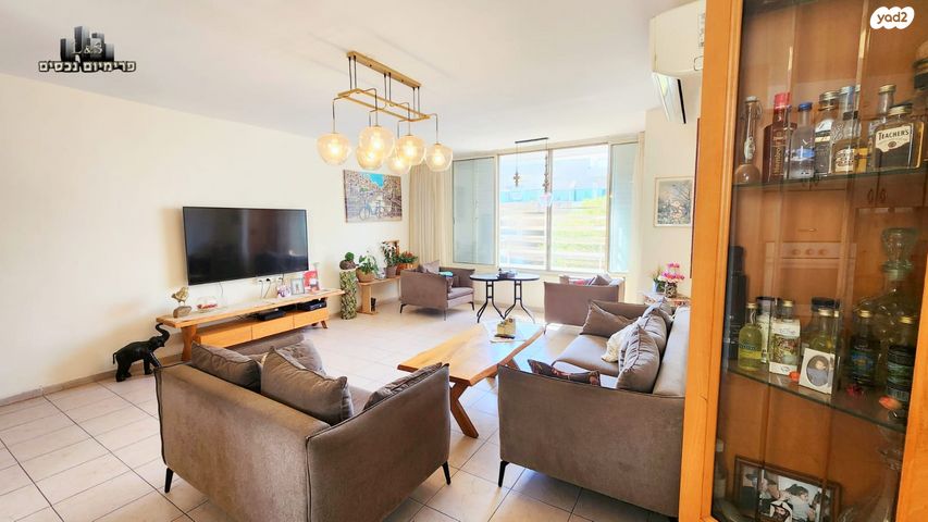 דירה, המייסדים, עיר, מרכז העיר, נהריה