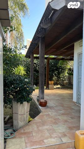 בית פרטי/ קוטג', התות, עין שרה, נהריה