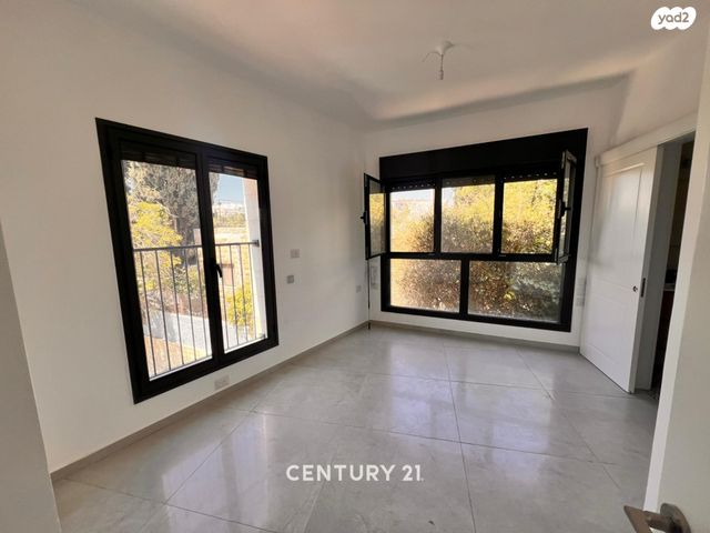 דירה, שדרות בן צבי, נחלאות, שערי חסד, ירושלים