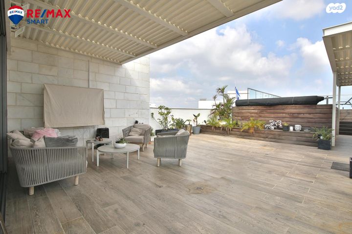 גג/ פנטהאוז, יקינטון, גבעת הרקפות, קרית ביאליק