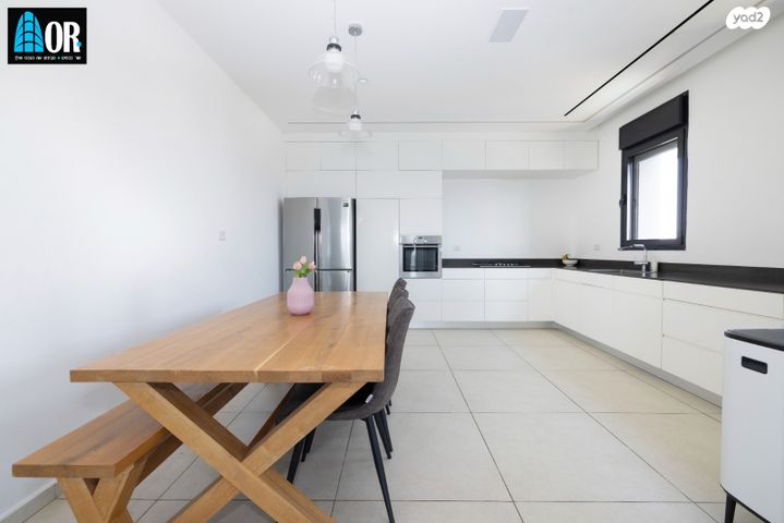 גג/ פנטהאוז, אודם, צמרות המושבה, באר יעקב