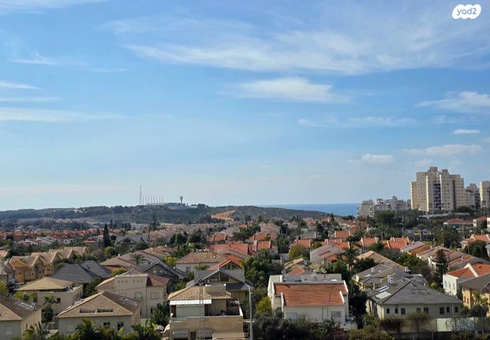 דירה, שדרות גולדה מאיר 22, קרית נורדאו, נתניה