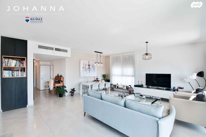 גג/ פנטהאוז, אור עקיבא