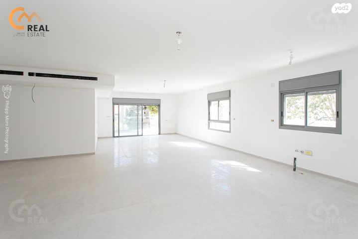 דירת גן, אהוד, שמבור, חיפה