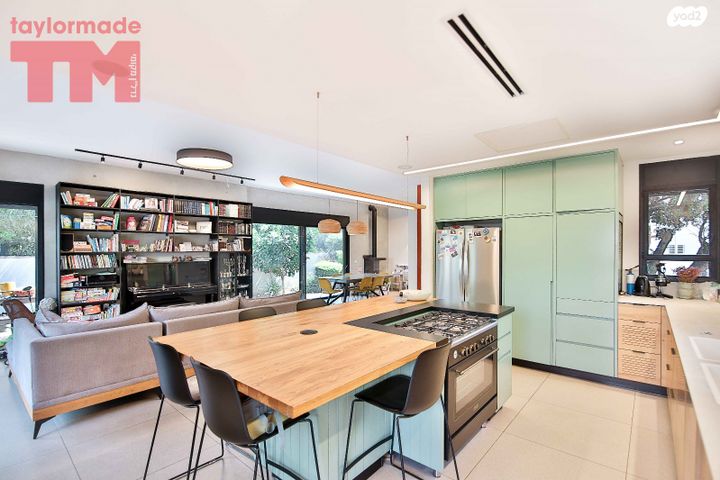 בית פרטי/ קוטג', פרדס חנה כרכור